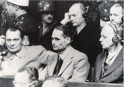 criminali-nazisti-a-Norimberga
