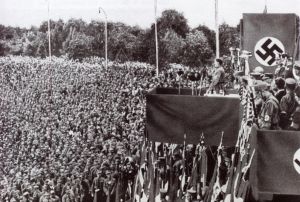 hitler-at-dortmund